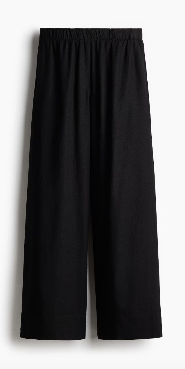 Wide pants και sneakers: Ο hot συνδυασμός για το καλοκαίρι-11
