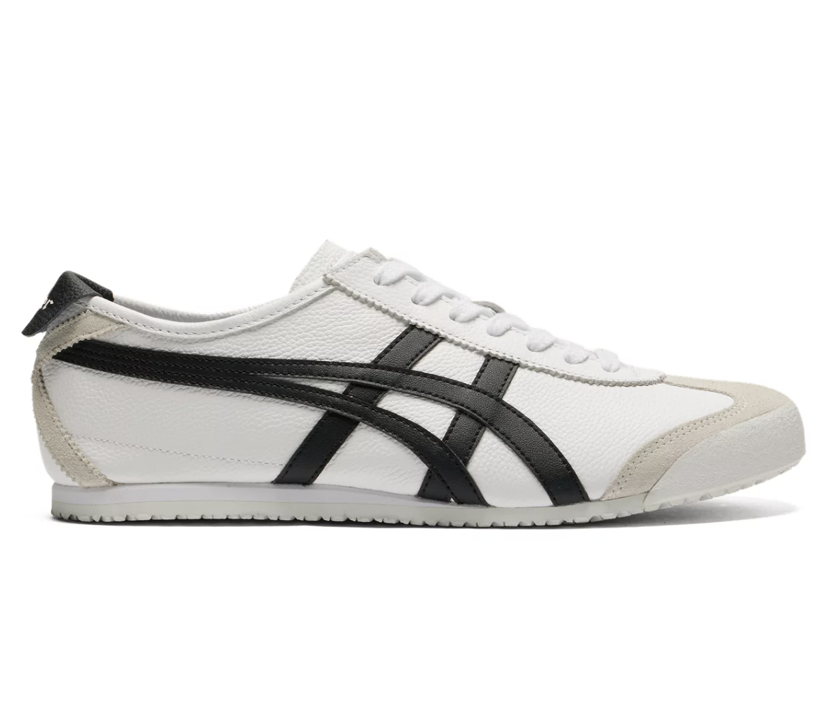 Wide pants και sneakers: Ο hot συνδυασμός για το καλοκαίρι-12
