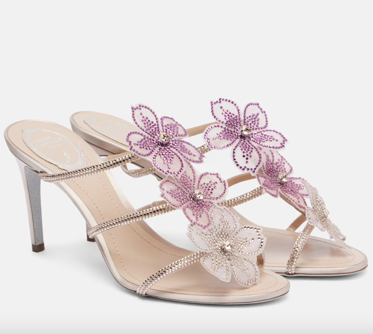 Floral sandals: Τα trending σχέδια για το καλοκαίρι-2