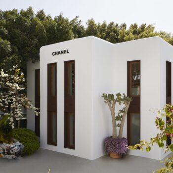 ο-οίκος-chanel-επιστρέφει-στο-nammos-village-365553