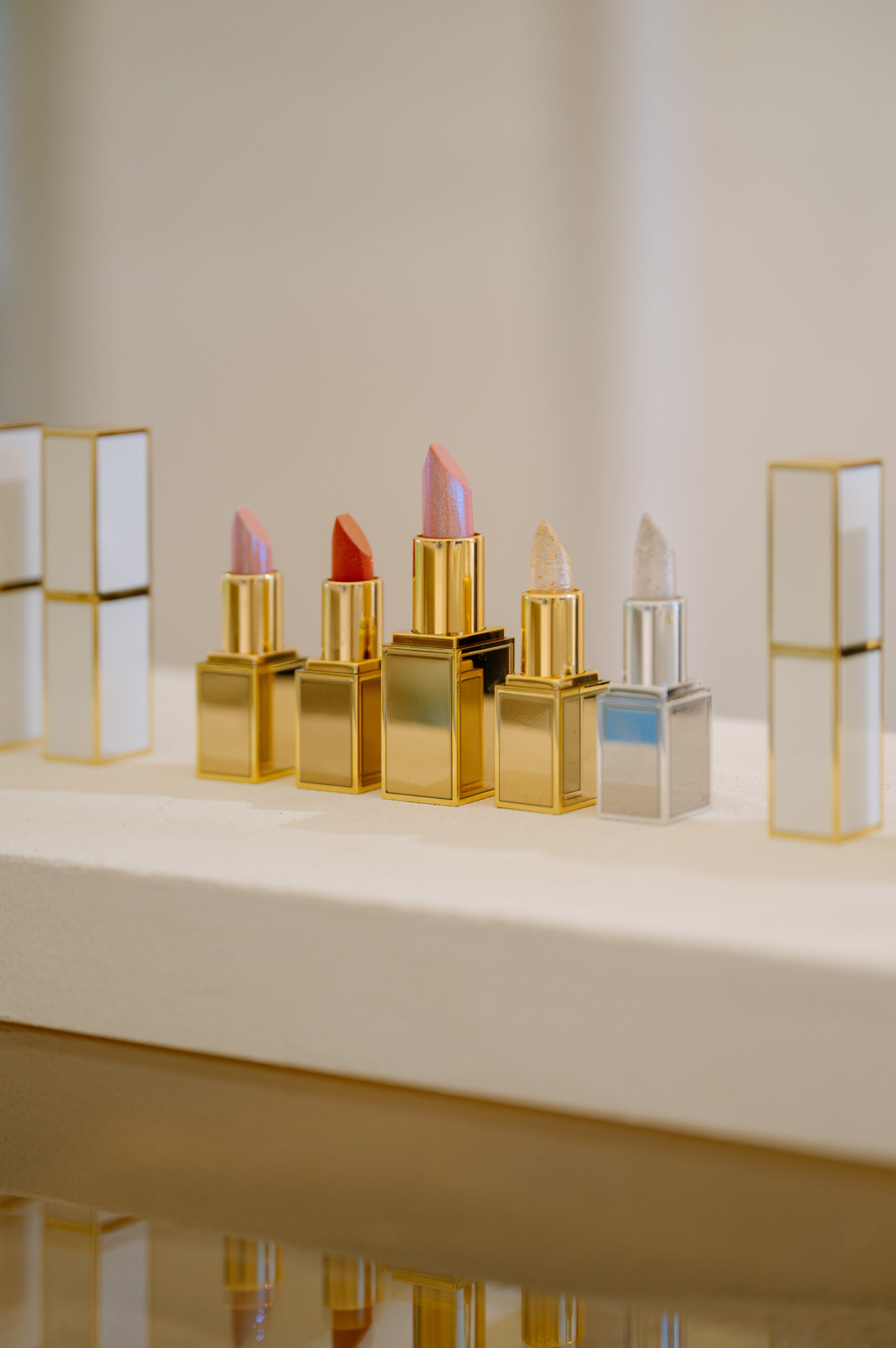 Το πρώτο pop-up του οίκου Tom Ford Beauty στην Astir Beach είναι ο ορισμός της chic πολυτέλειας-3