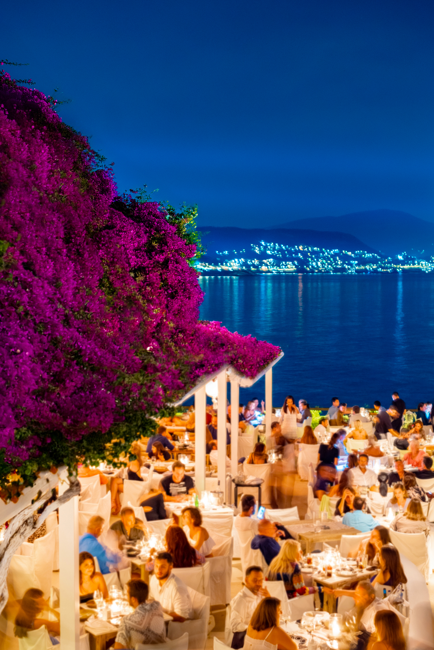 Island Club & Restaurant: Η χαλαρή πολυτέλεια συναντά το απέραντο μπλε της Αθηναϊκής Ριβιέρας-4