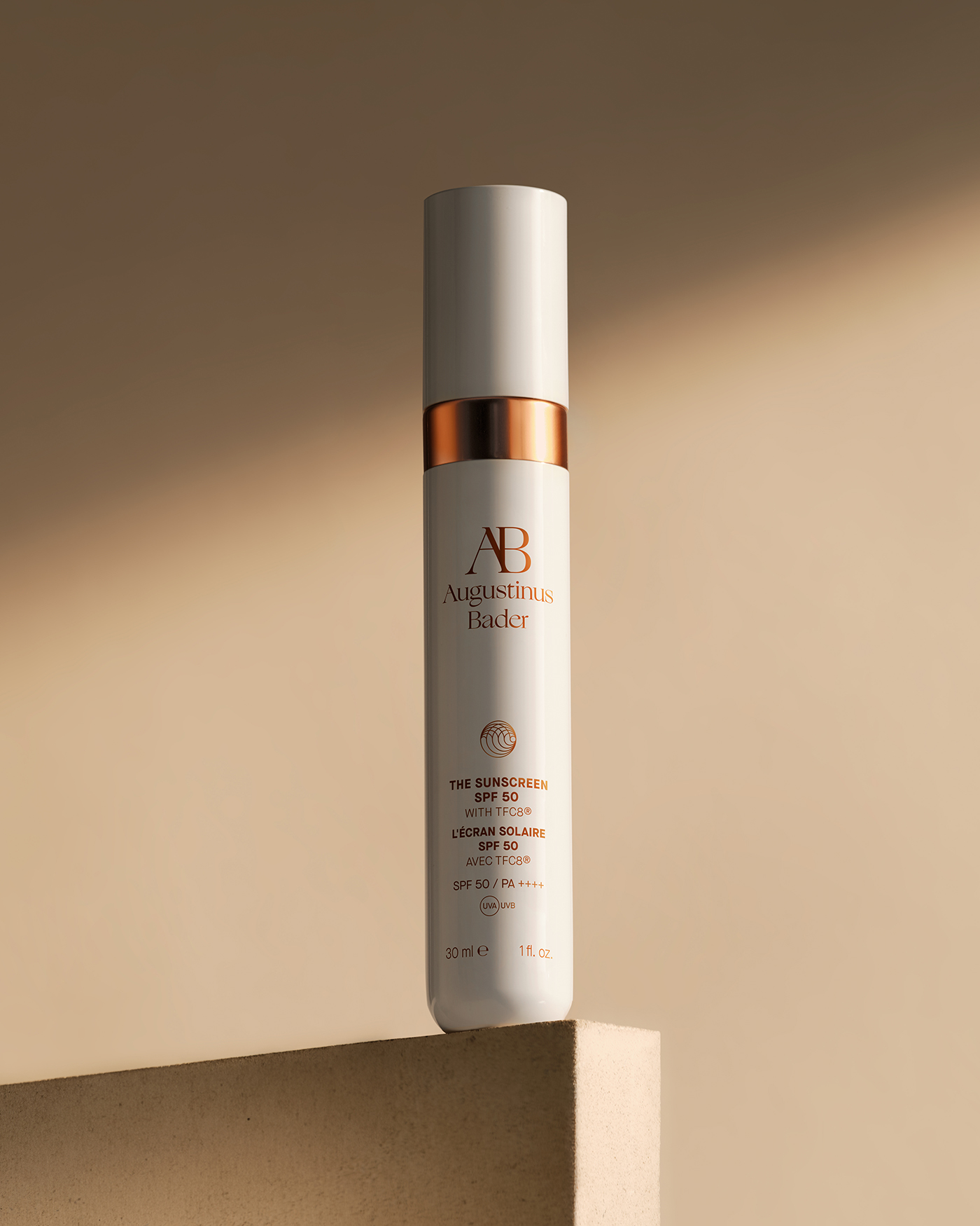 5 premium αντηλιακές συνθέσεις με skincare δράση στην επιδερμίδα-2