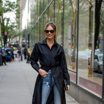 μάξι-μπλούζα-και-slim-jeans-ο-συνδυασμός-από-τα-2-367242