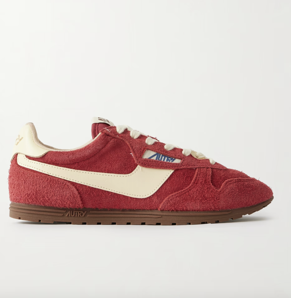 Κόκκινα sneakers: Είναι η σούπερ τάση το φθινόπωρο 2025-4
