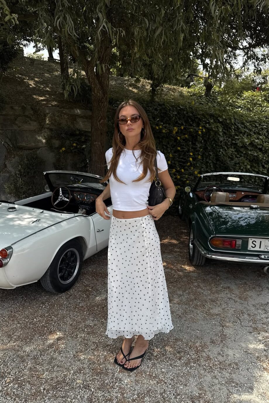 πουά-φούστα-είναι-η-αγαπημένη-του-street-style-368431