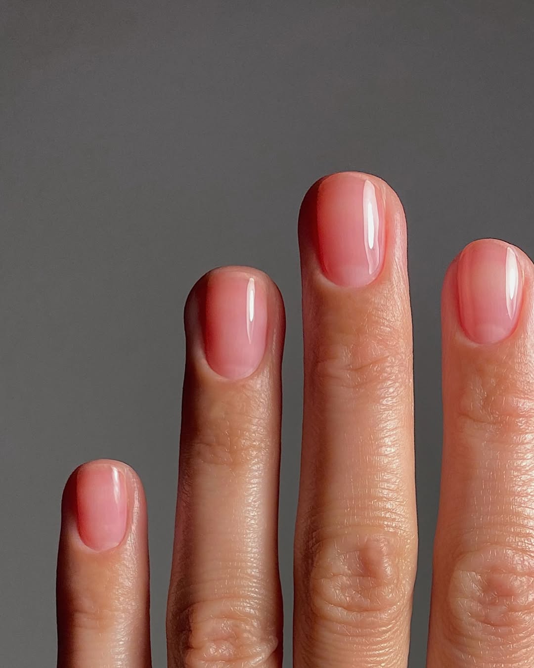 Κοντά νύχια: Είναι το nail shape για τα καλοκαιρινά μανικιούρ-1