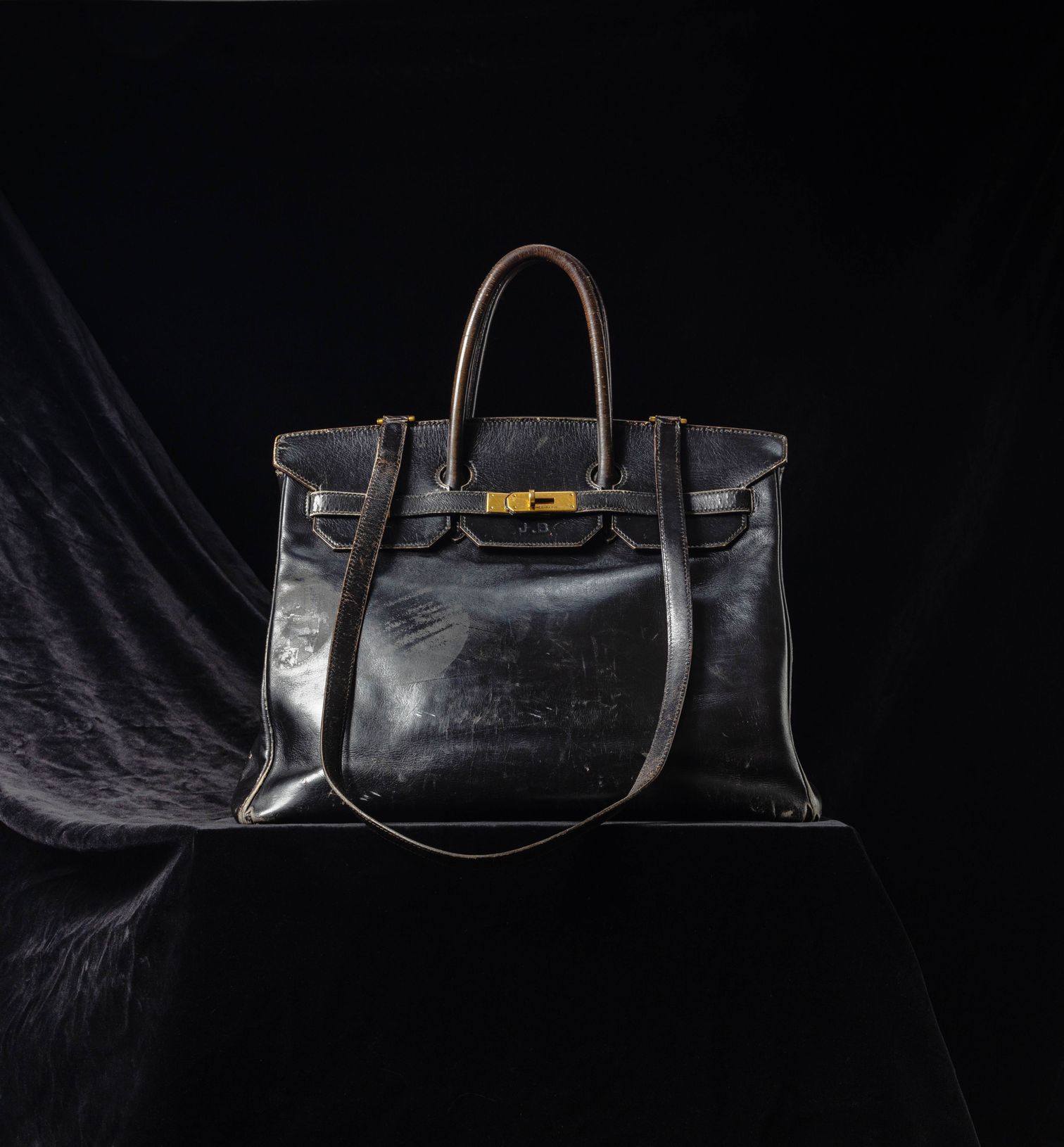 Η Vogue μέσα στη δημοπρασία της πρώτης Birkin bag στο Sotheby’s-1