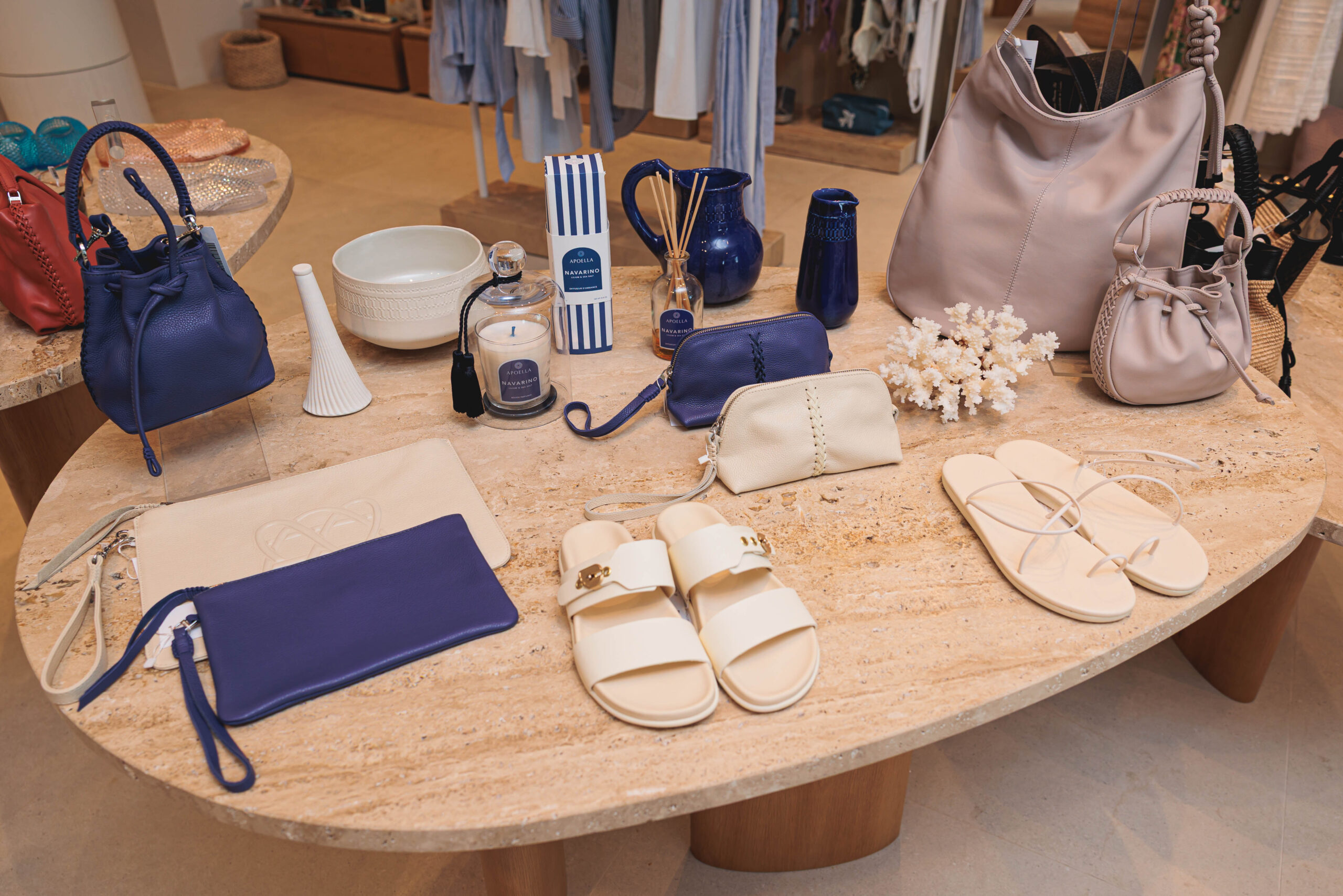 APOELLA: Το ελληνικό καλοκαίρι ως εμπειρία   -6