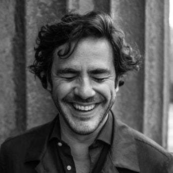 jack-savoretti-ο-armani-μου-έμαθε-ότι-η-κομψότητα-είναι-374676