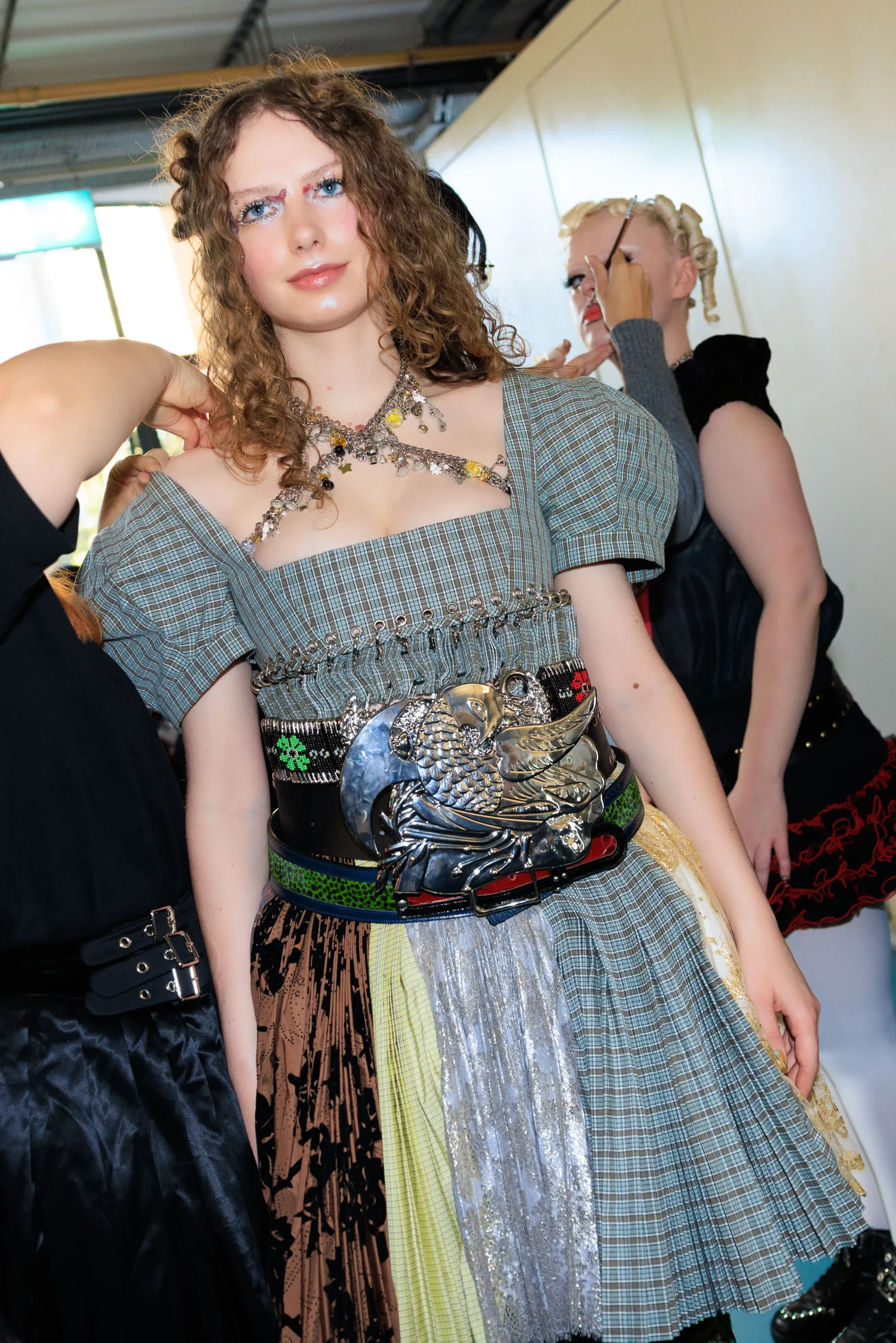 Εβδομάδα Μόδας Λονδίνου SS26: Οι κορυφαίες backstage στιγμές-63