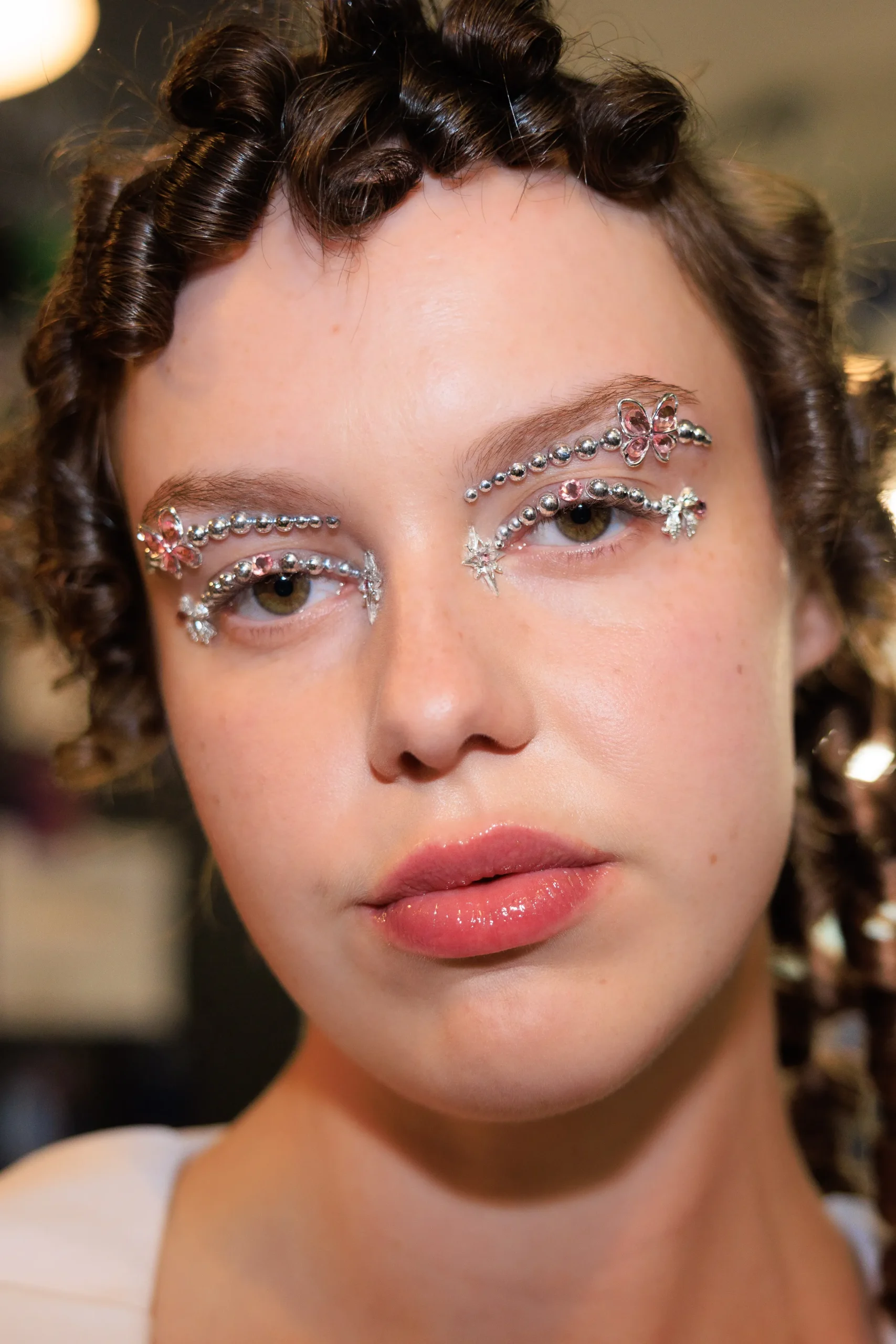 Εβδομάδα Μόδας Λονδίνου SS26: Οι κορυφαίες backstage στιγμές-59