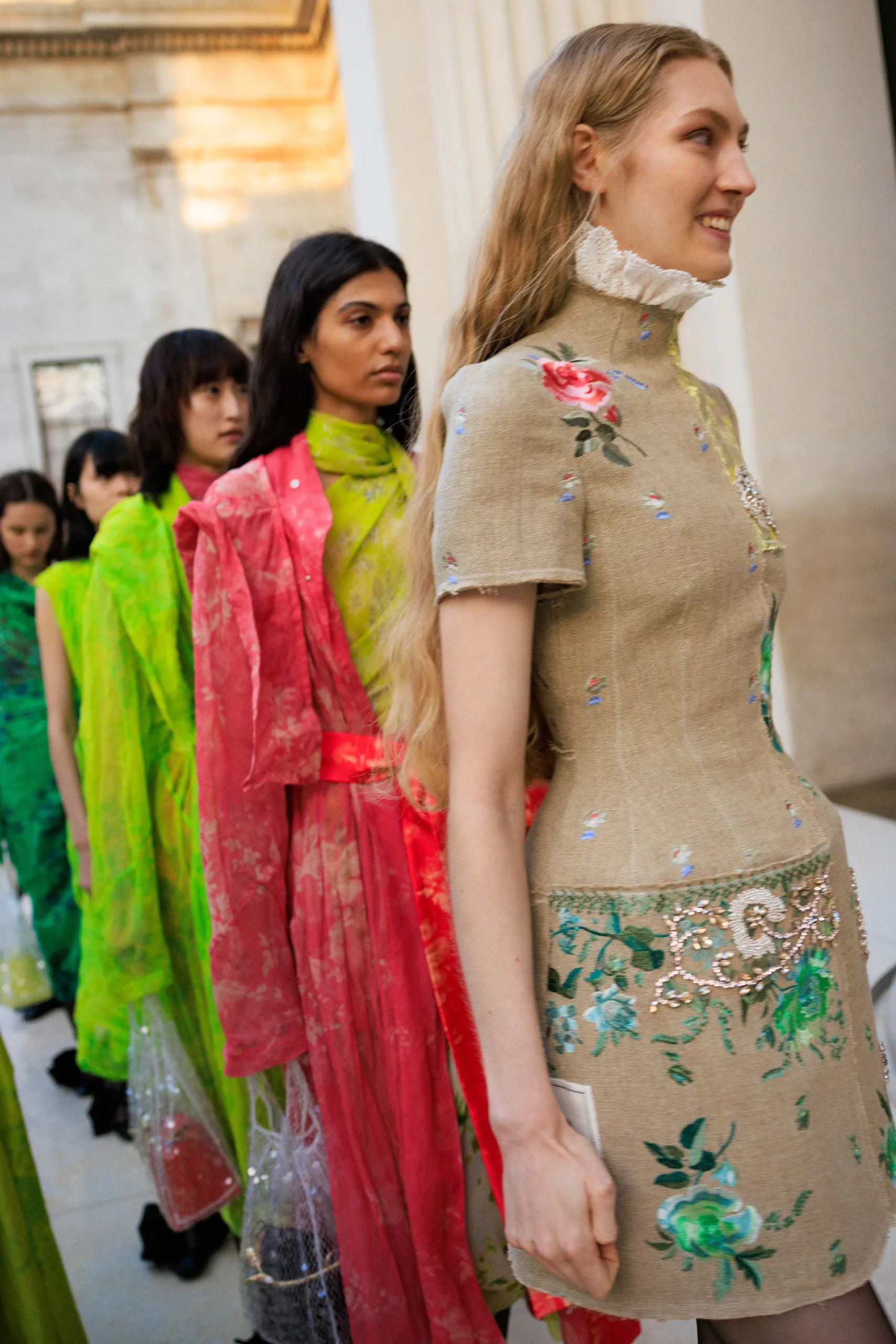 Εβδομάδα Μόδας Λονδίνου SS26: Οι κορυφαίες backstage στιγμές-5