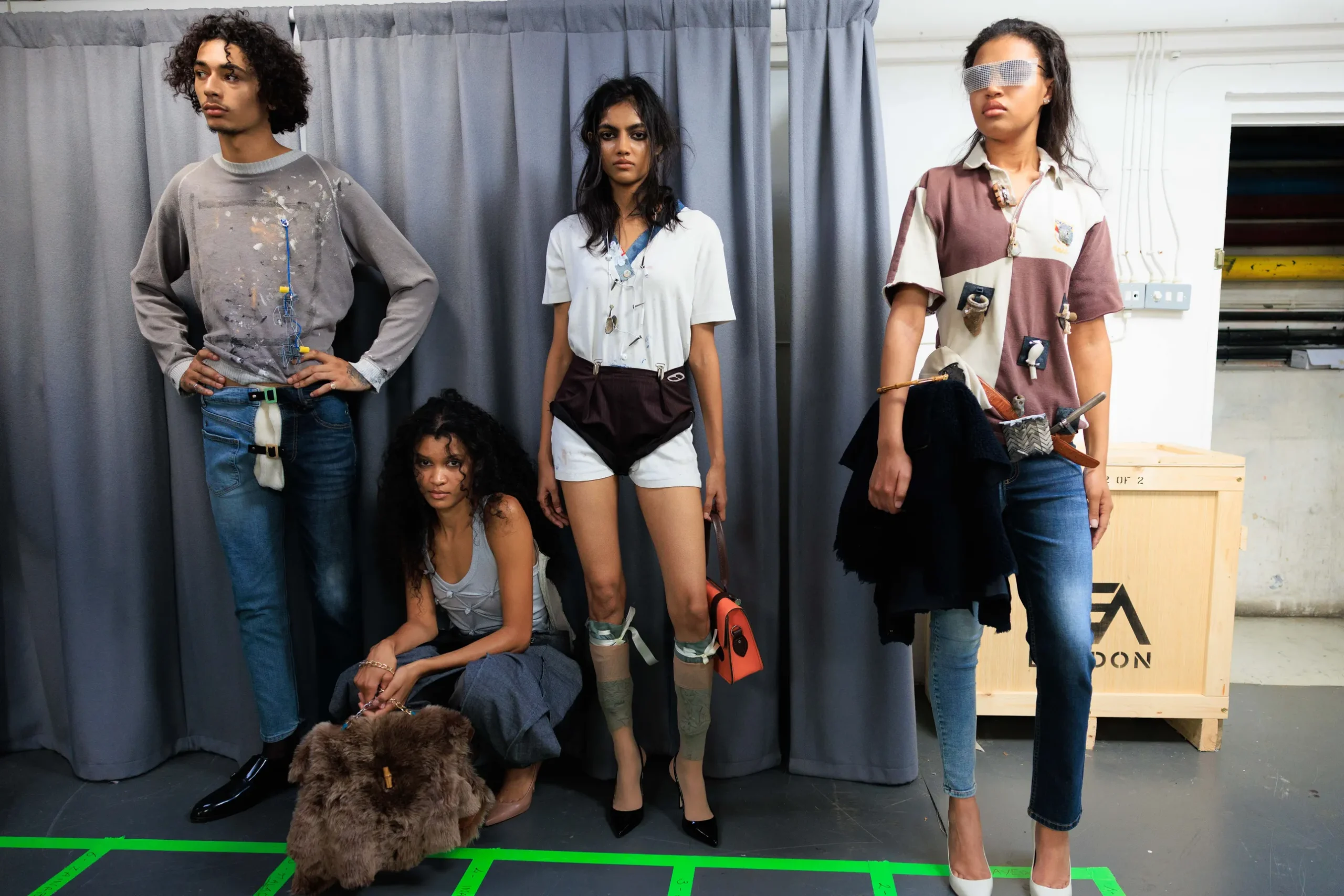 Εβδομάδα Μόδας Λονδίνου SS26: Οι κορυφαίες backstage στιγμές-68