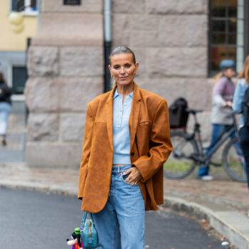 baggy-jeans-και-blazer-5-ιδέες-για-συνδυασμούς-όλο-το-φ-371084