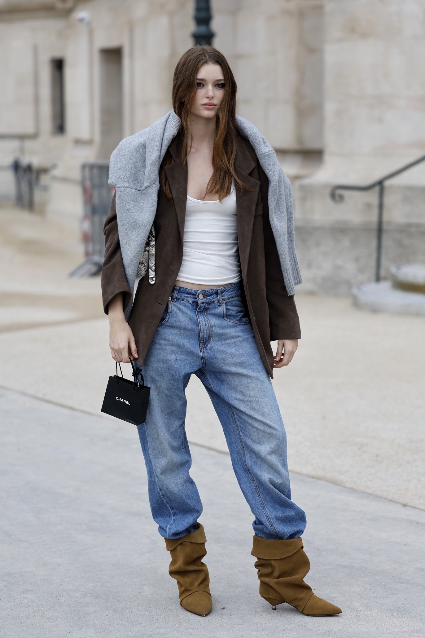 Slouchy boots: Οι συνδυασμοί του φθινοπώρου απευθείας από το street style-3