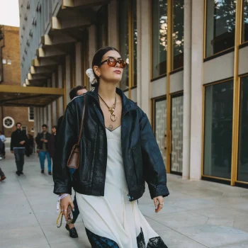 δερμάτινο-jacket-επιστρέφει-δυναμικά-το-φθ-373749