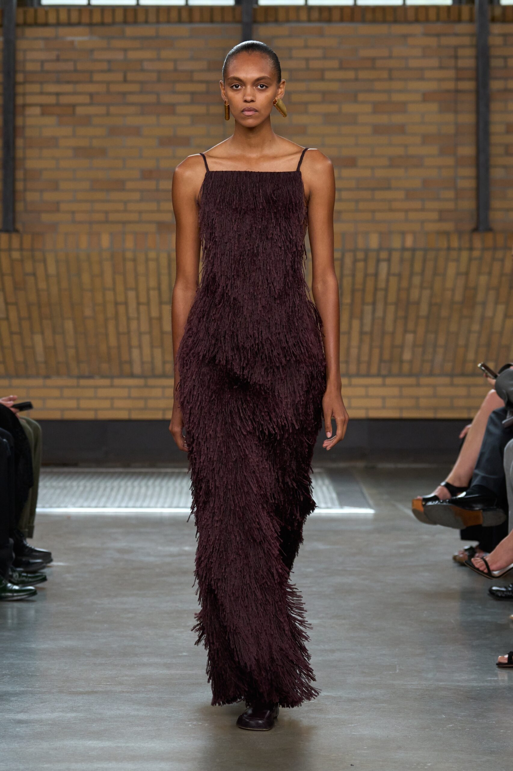 Calvin Klein SS26: H νέα πνοή στο urban chic-2