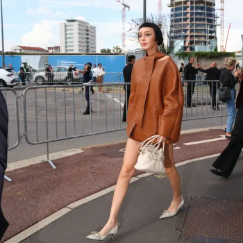 τι-φορούν-τώρα-στο-μιλάνο-το-street-style-απαντά-374944
