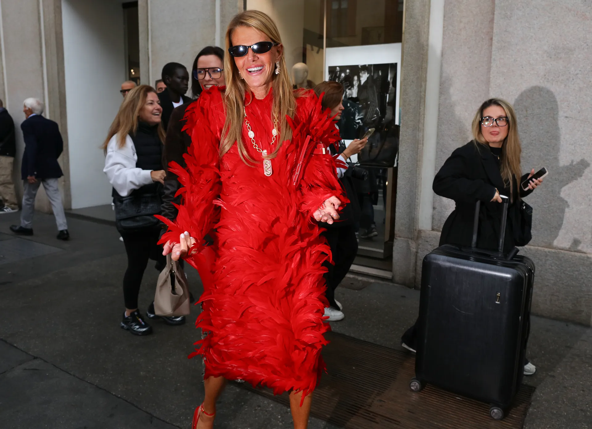 Τι φορούν τώρα στο Μιλάνο: Το street style απαντά-20