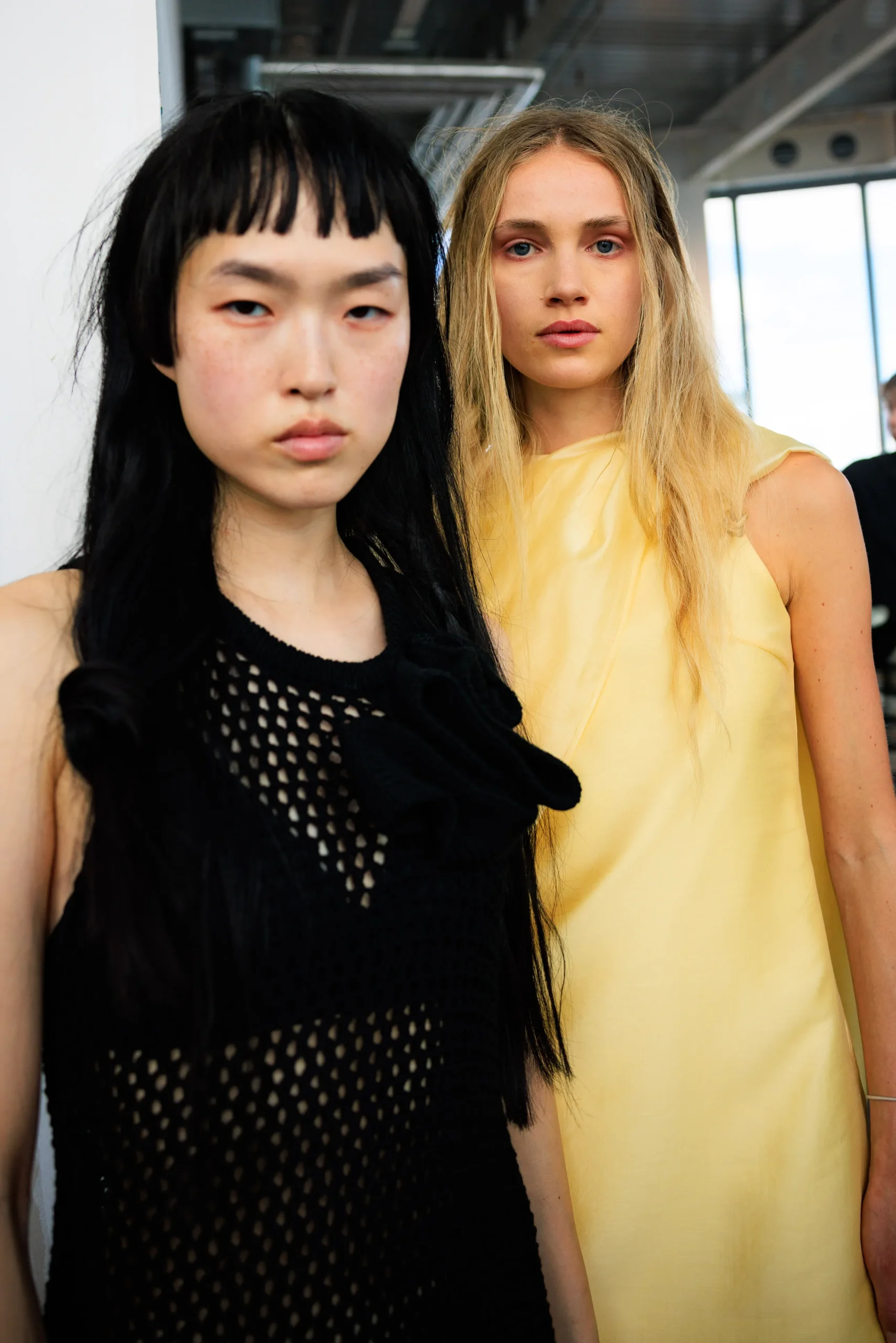 Εβδομάδα Μόδας Λονδίνου SS26: Οι κορυφαίες backstage στιγμές-22