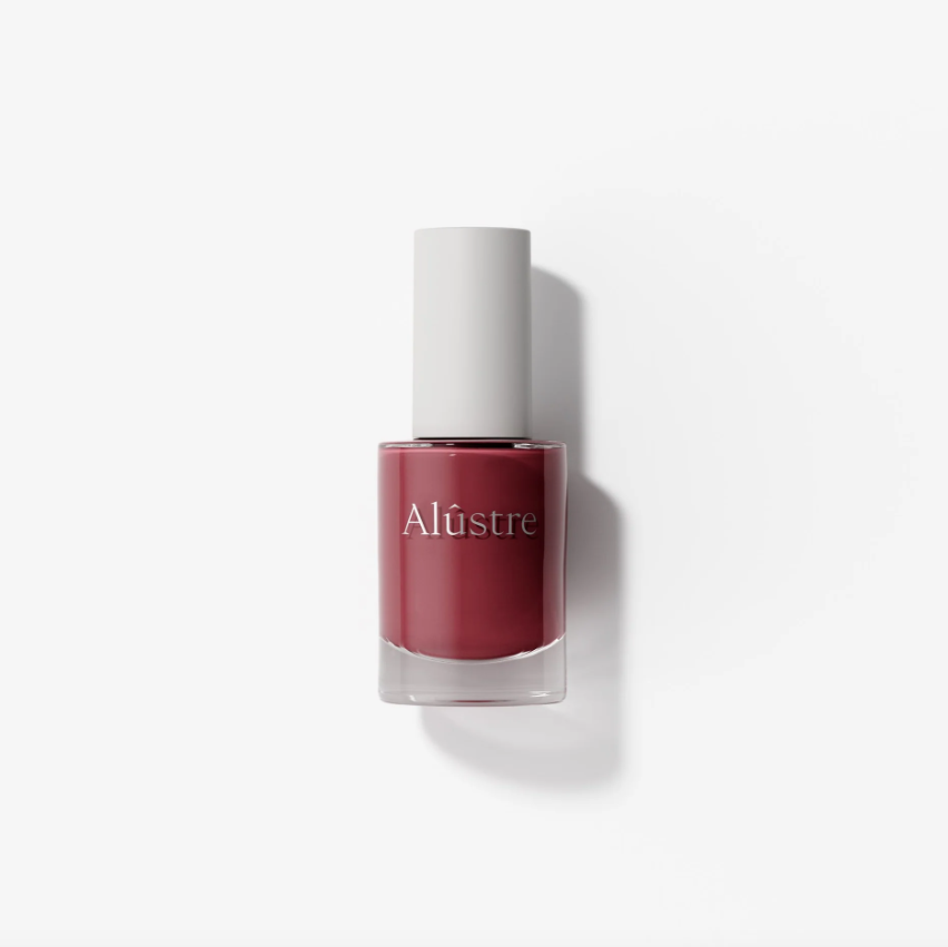 Black cherry μανικιούρ: 6 βερνίκια για να αντιγράψετε την τάση-2