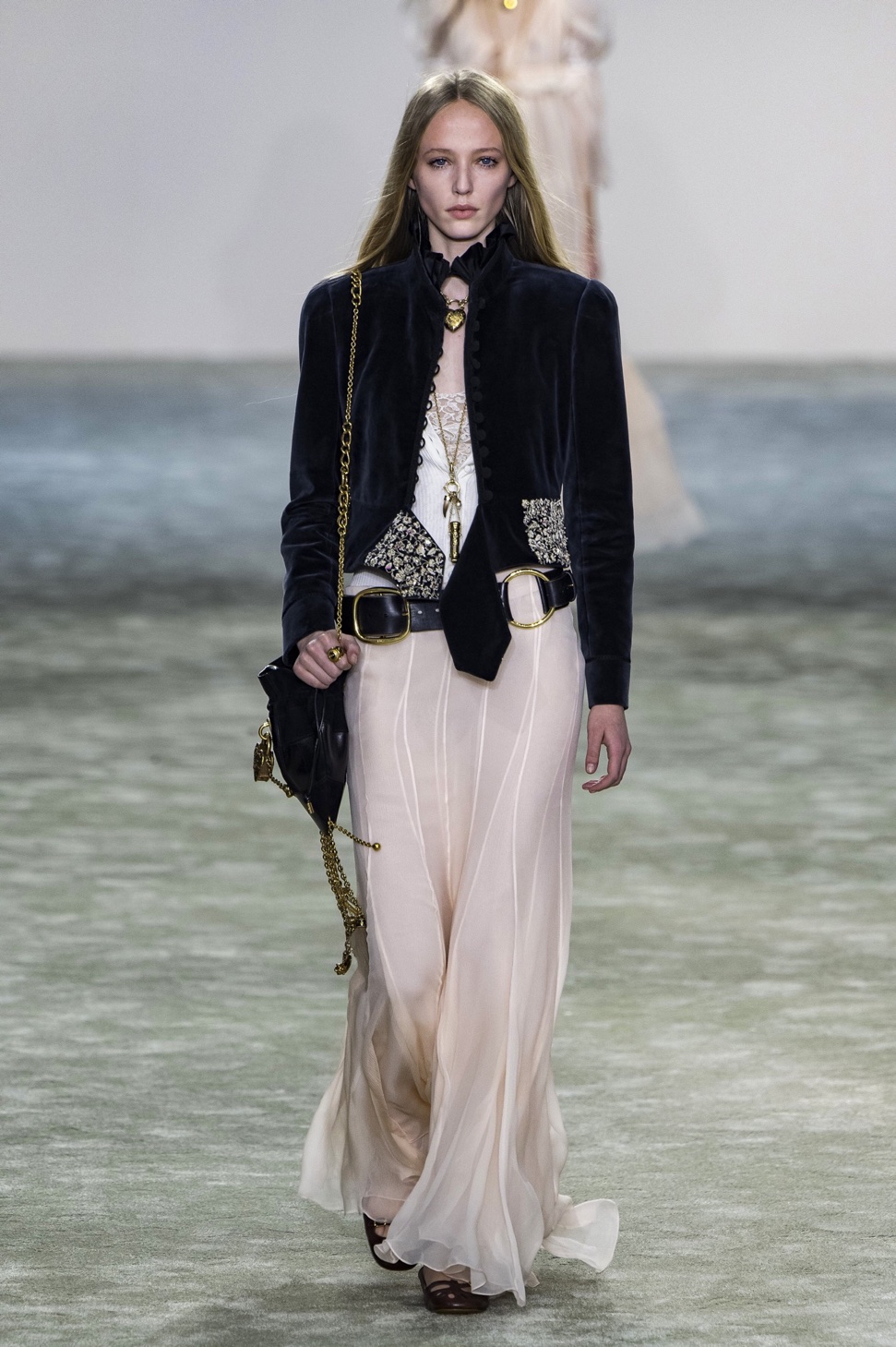 Nomadic spirit: Η τάση που ορίζει το νέο boho look-3
