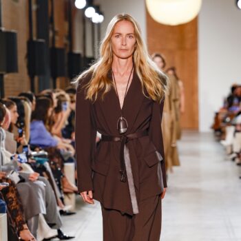 τα-5-φθινοπωρινά-look-που-θα-φορέσουν-οι-vogue-editors-373425
