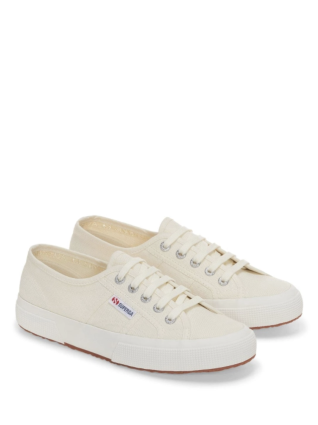 Όλα τα 90s sneakers που θα φορέσουμε αυτό το φθινόπωρο-1