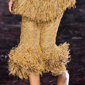 οι-two-tone-chanel-γόβες-αλλάζουν-στυλ-και-θα-γίνου-376543