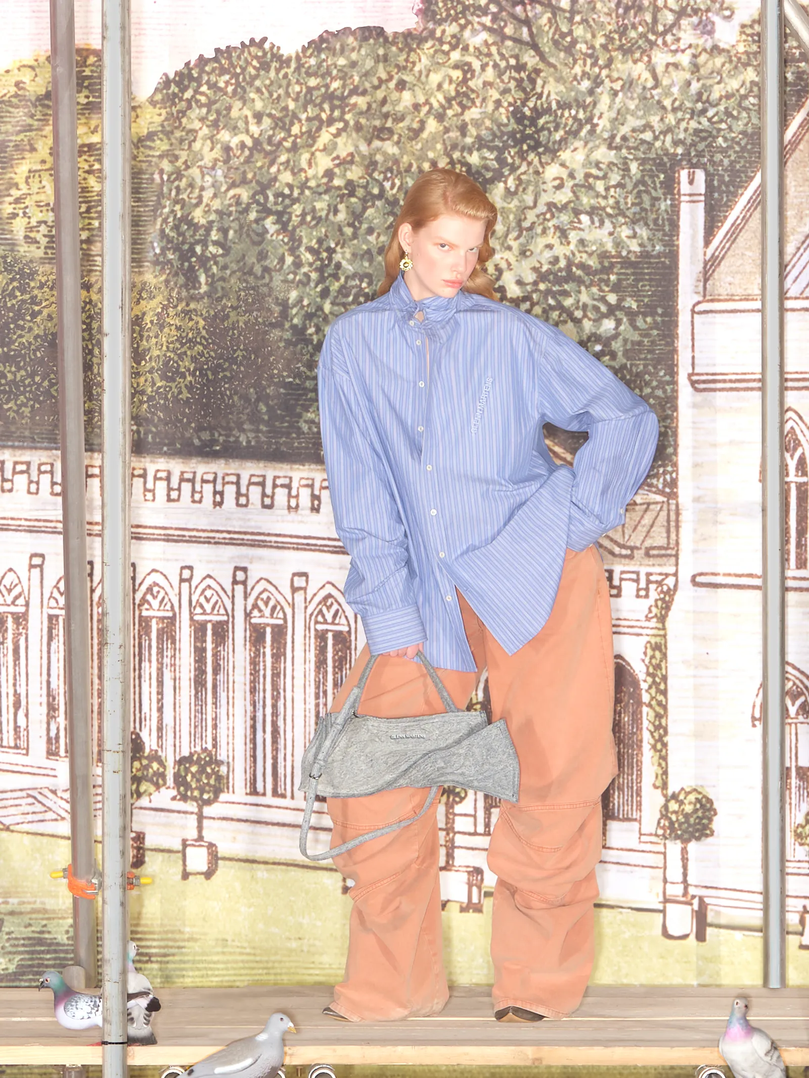 H&M x Glenn Martens: «Είμαι ενθουσιασμένος που βλέπω νέους να φορούν αυτά τα τρελά κομμάτια»-3