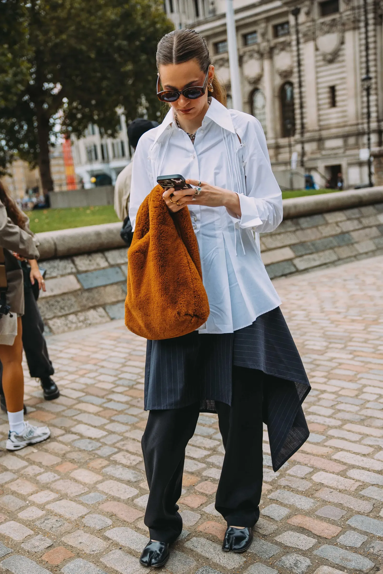 4 τρόποι να φορέσετε τα layers από το street style-7
