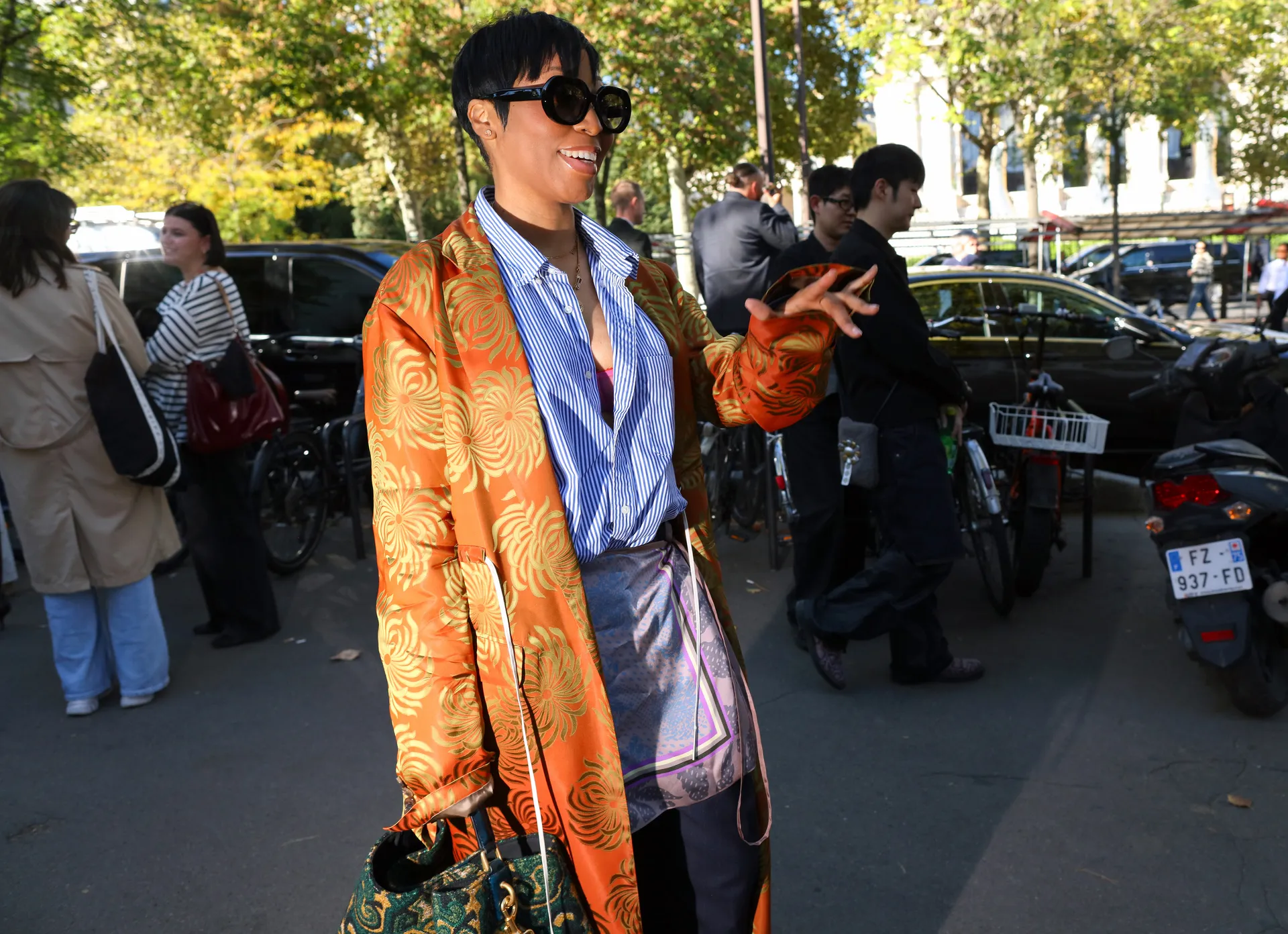Τι φορούν τώρα στο Παρίσι; Το street style απαντά-29