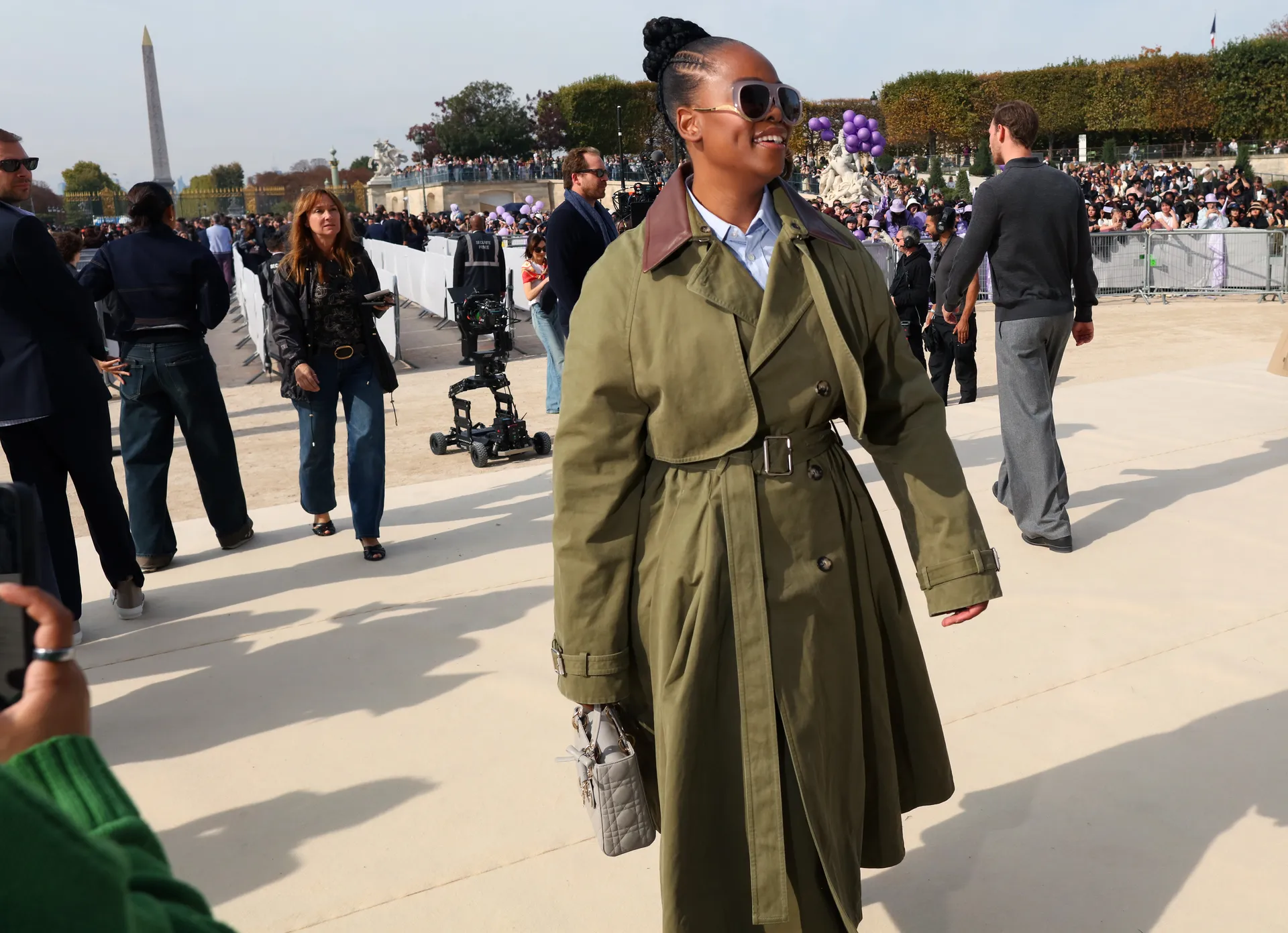 Τι φορούν τώρα στο Παρίσι; Το street style απαντά-2
