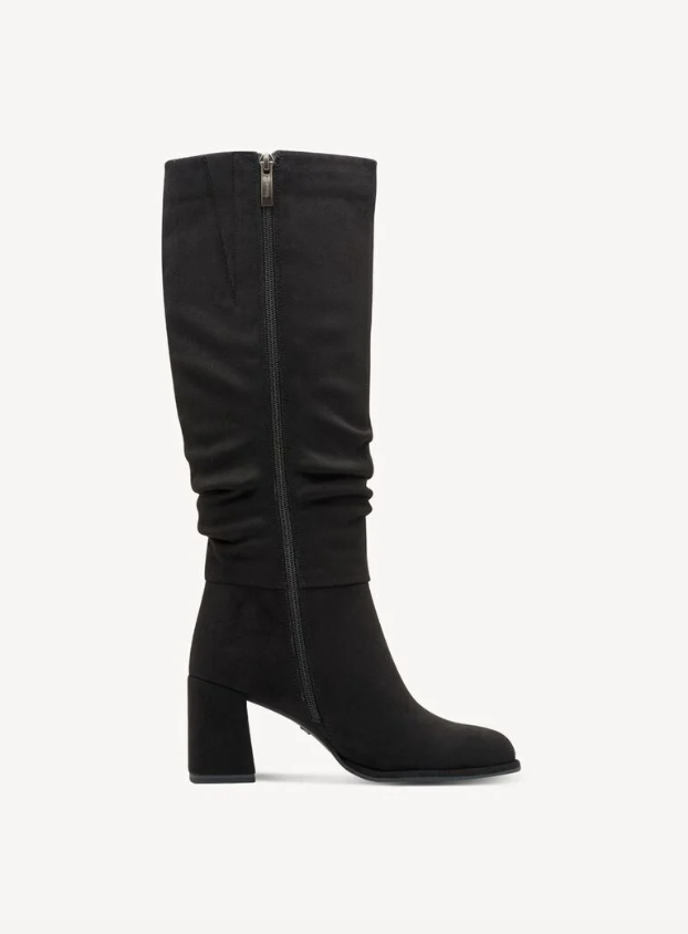 Μαύρες μπότες: Από τις biker στις knee-high boots, αυτά είναι τα σχέδια-επένδυση για το χειμώνα-5