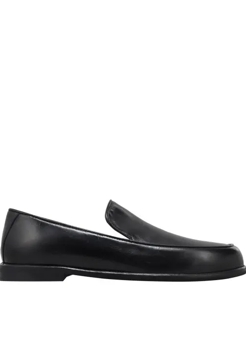 Τα dad loafers που επιλέγουν οι γυναίκες που αγαπούν το κλασικό στυλ-5
