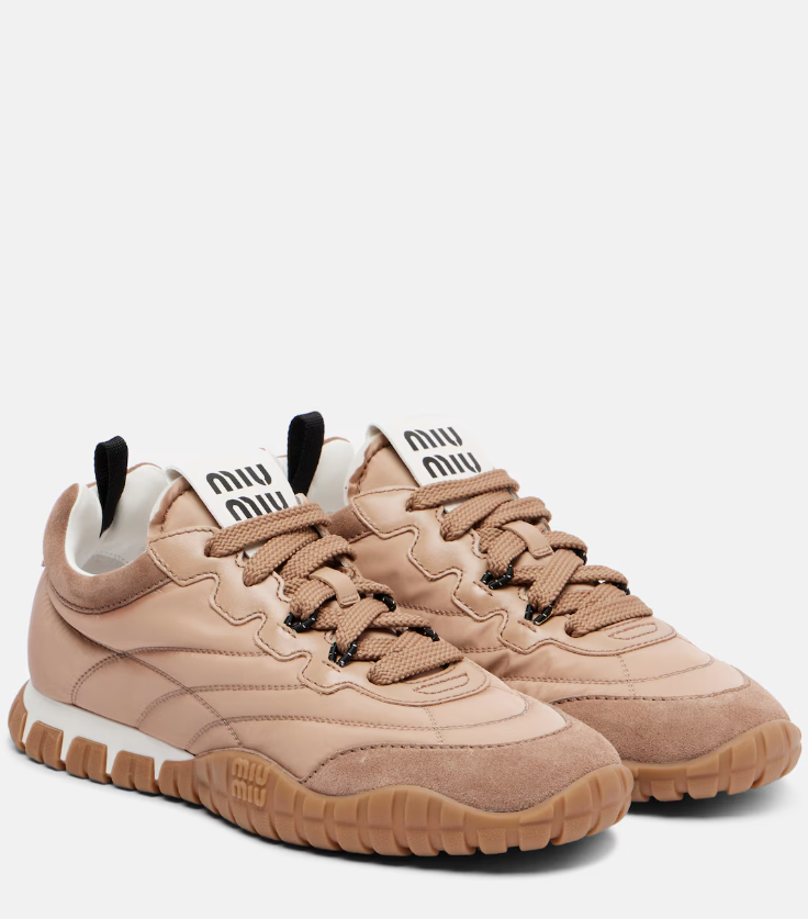 Δερμάτινα sneakers: Το forever classic της γκαρνταρόμπας-1