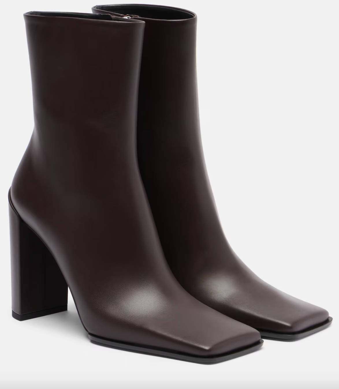 Καφέ ankle boots: Το διαχρονικό staple της γκαρνταρόμπας-1