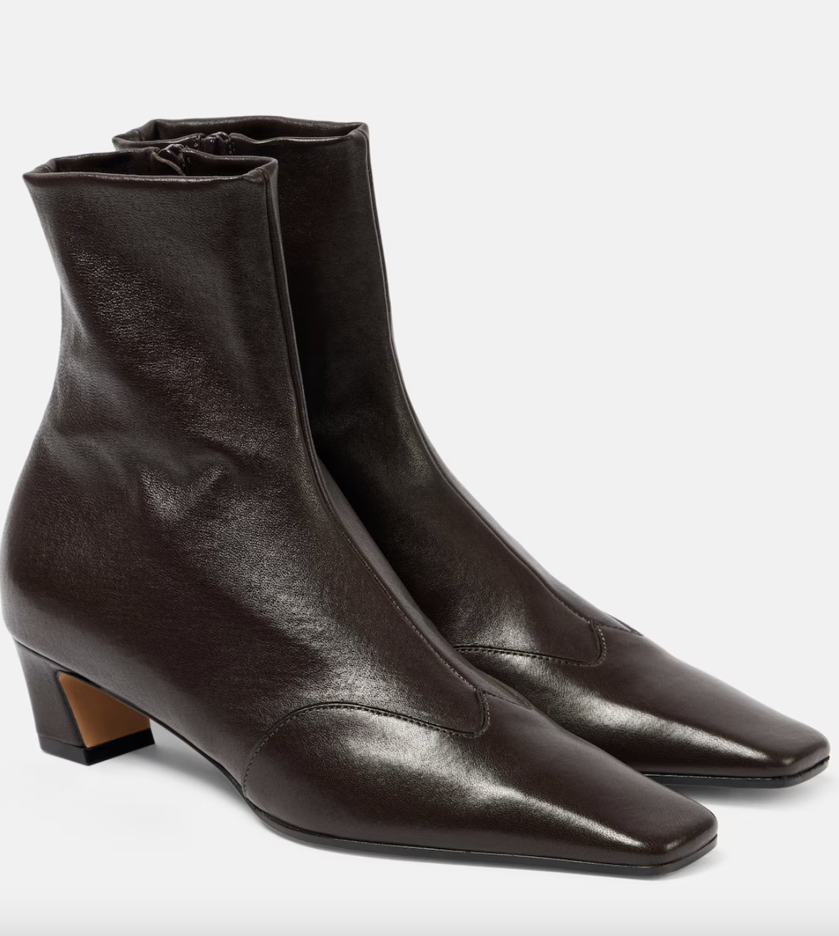 Καφέ ankle boots: Το διαχρονικό staple της γκαρνταρόμπας-3