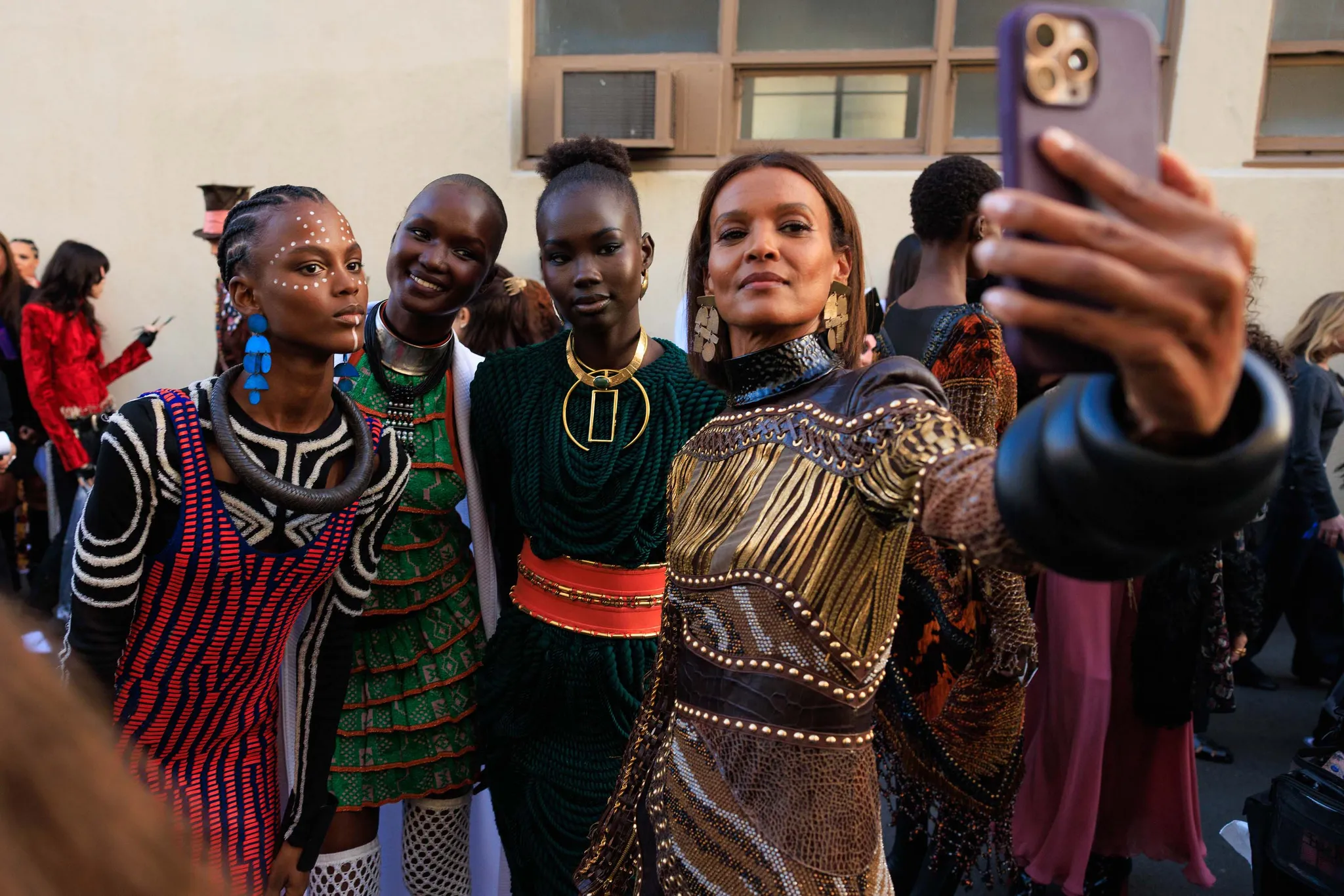 Μια exclusive ματιά στο Vogue World 2025: Hollywood-13