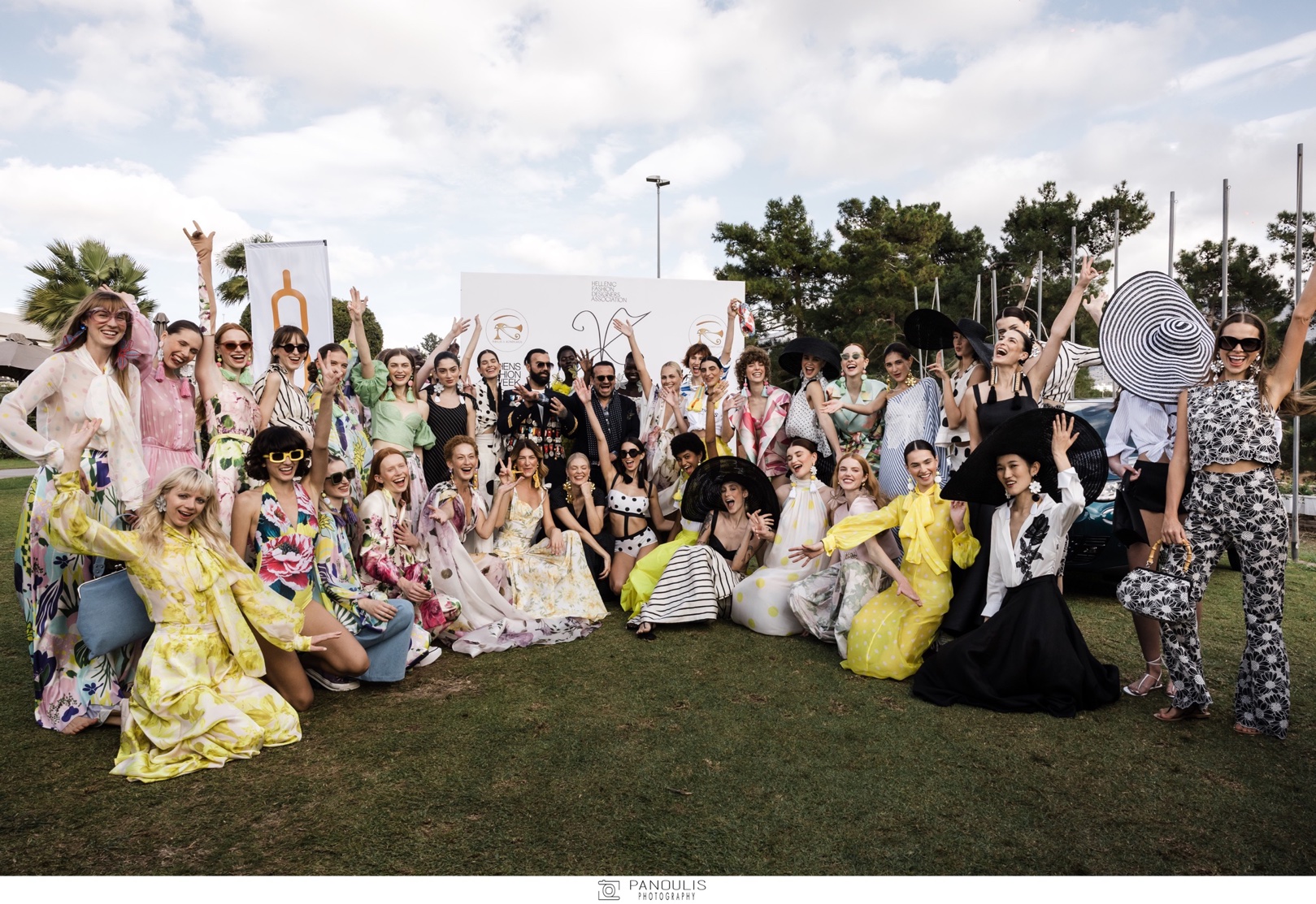 glo up like a pro in fashion: Τα highlight του Athens Fashion Week-6