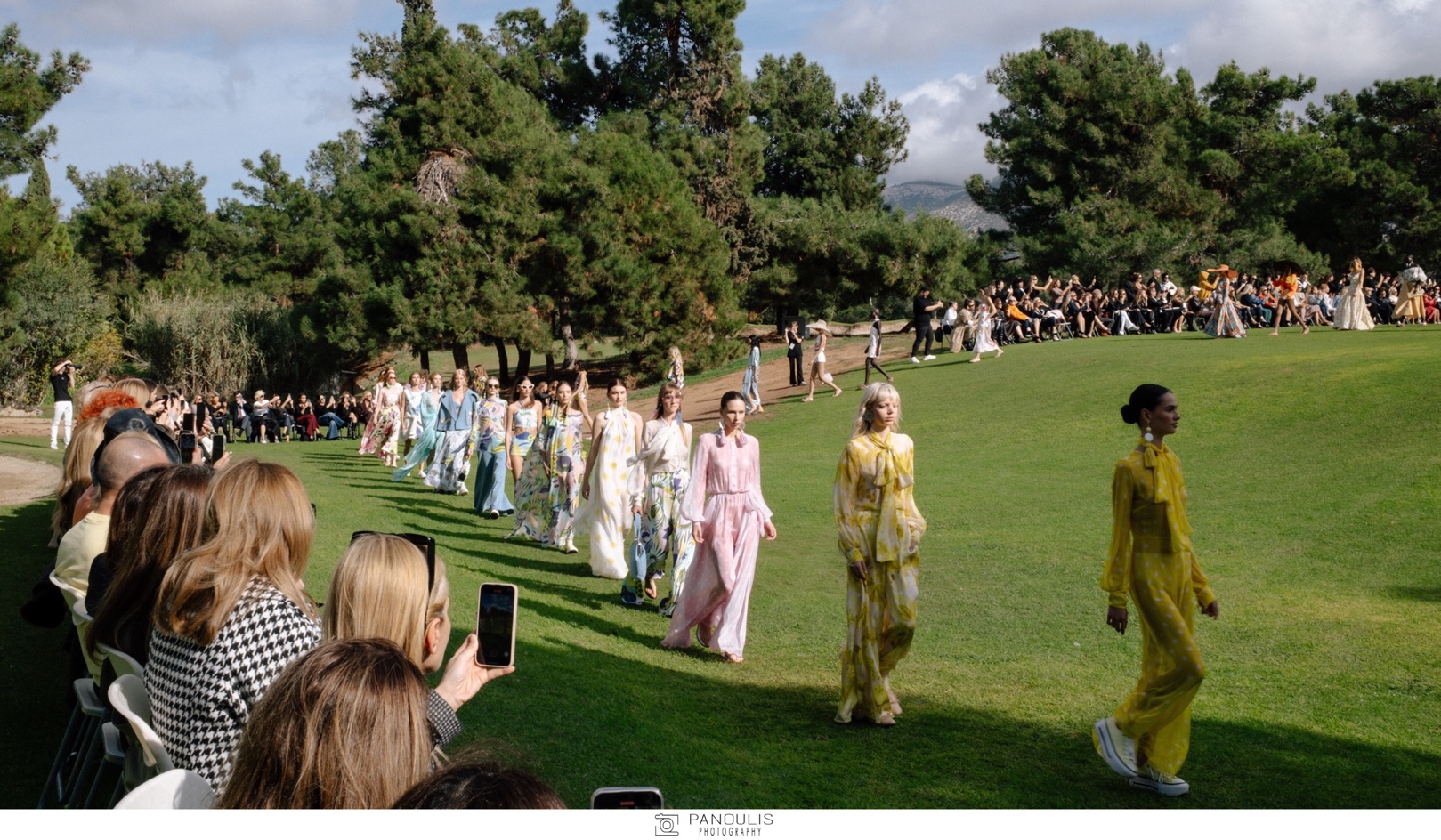 glo up like a pro in fashion: Τα highlight του Athens Fashion Week-5