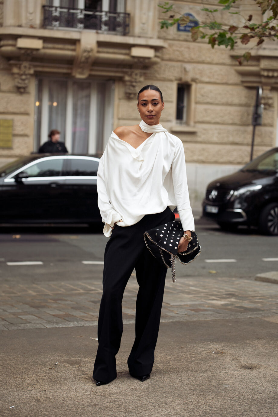 σατέν-πουκάμισο-οι-3-trendy-συνδυασμοί-για-τ-380459