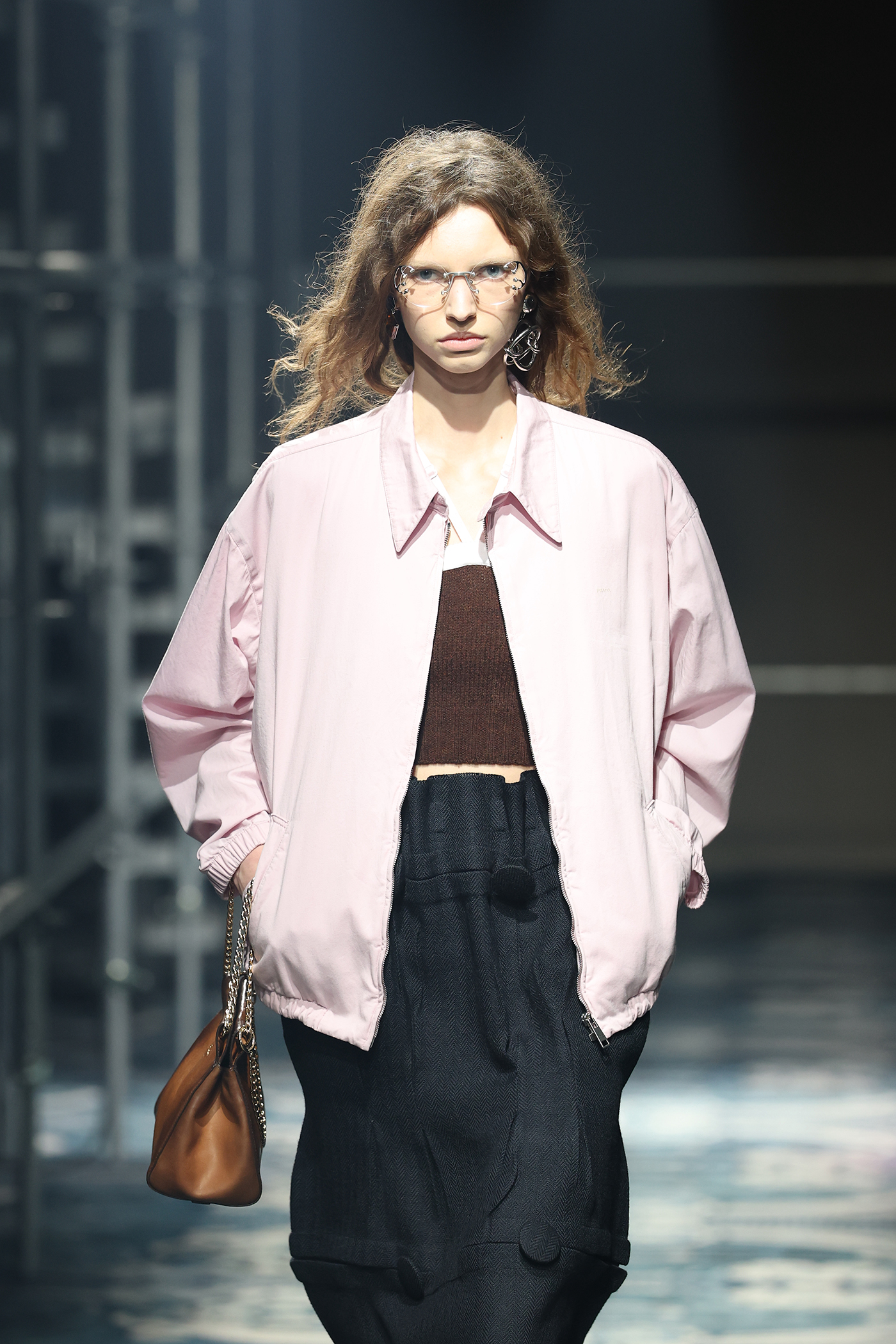 Καφέ και ροζ: Ο απροσδόκητος συνδυασμός του χειμώνα-2