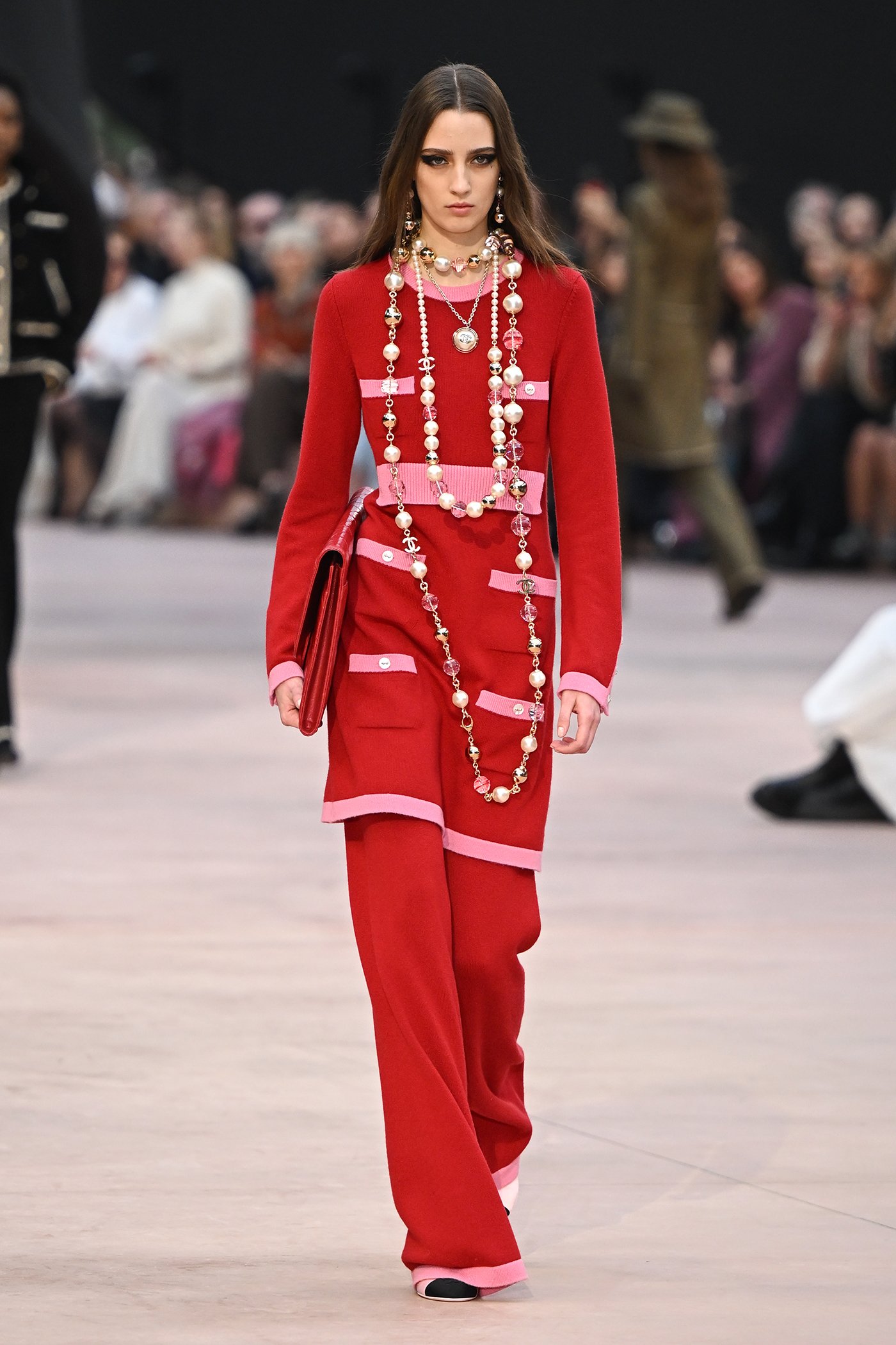 Κόκκινο: Οι 5 ανατρεπτικοί χρωματικοί συνδυασμοί για το χειμώνα κατευθείαν από τα catwalks-1