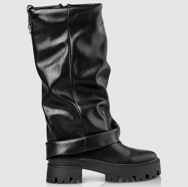 Μαύρες μπότες: Τα 6 στυλ που ορίζουν τον χειμώνα 2026-2