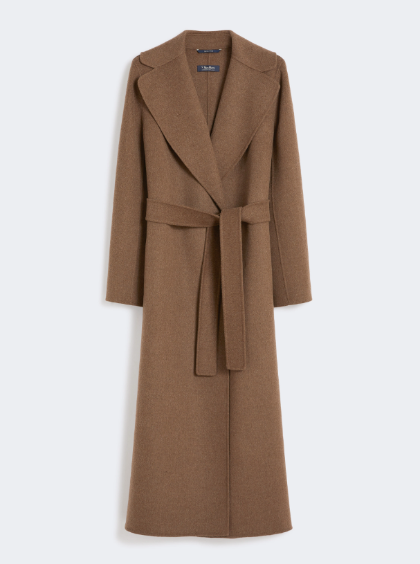 Το παλτό του χειμώνα είναι ultra long και προσελκύει όλα τα βλέμματα-7