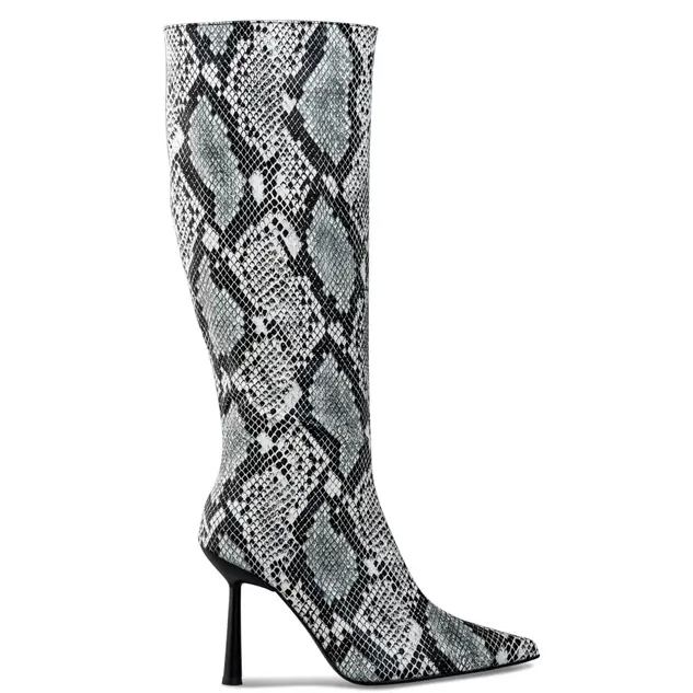 Snake boots: Θα υποκύψετε στην τάση;-5