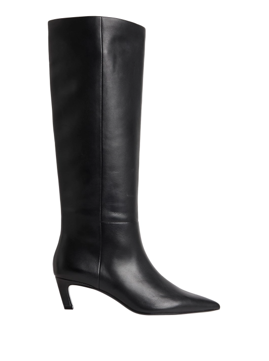 Οι kitten-heel μπότες είναι η απάντηση σε κάθε στυλιστικό δίλημμα-1