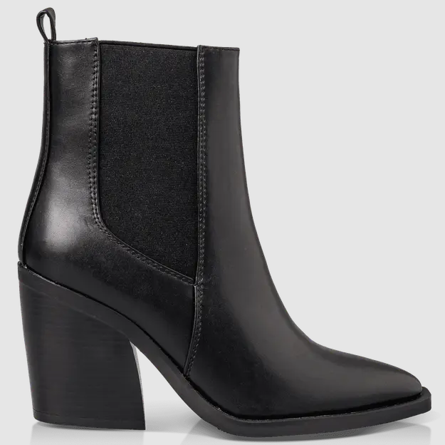 Οι μπότες που αγοράζω ξανά και ξανά-5